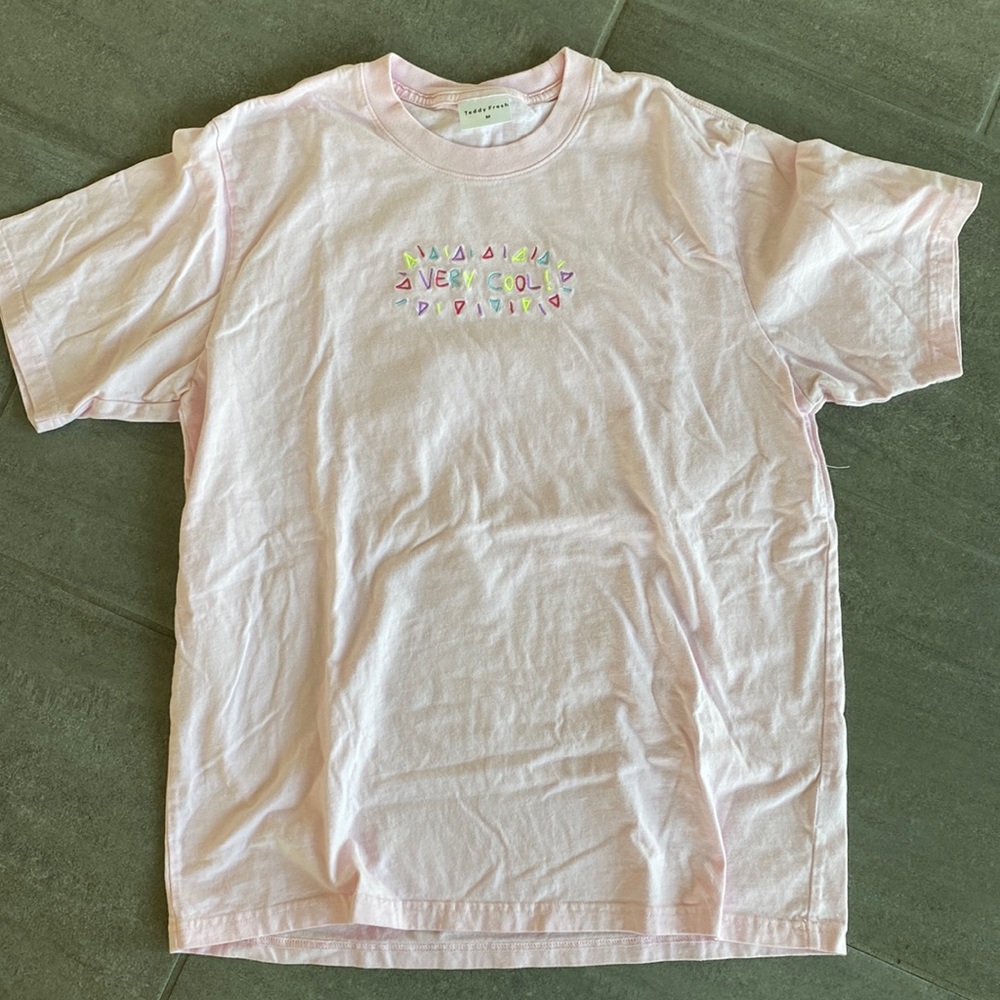 Teddy Fresh shirt sleeve tee size medium
